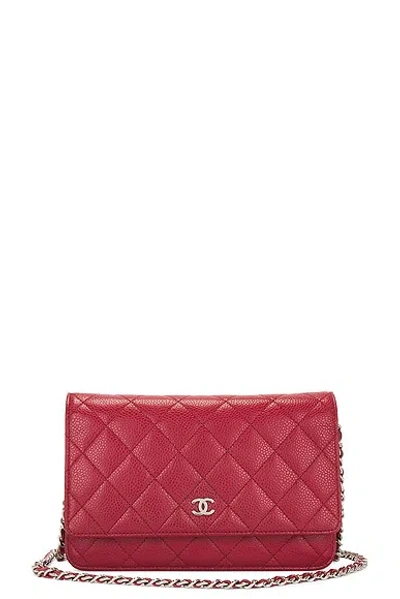 Pre-owned Chanel Matelasse Caviar Chain Shoulder Bag In Red