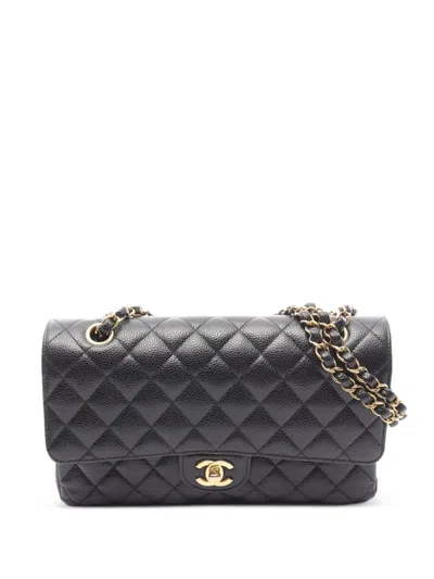 Pre-owned Chanel Matelassé Caviar Shoulder Bag In Black