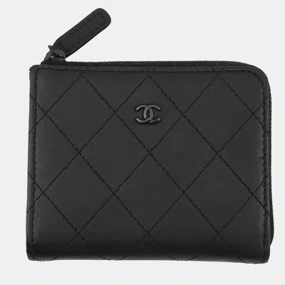 Pre-owned Chanel Matelasse Compact Wallet Black Calf Leather