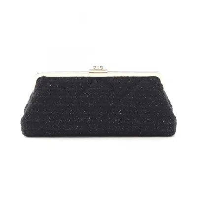 Pre-owned Chanel Matelasse Fabric Clutch Bag () In Black