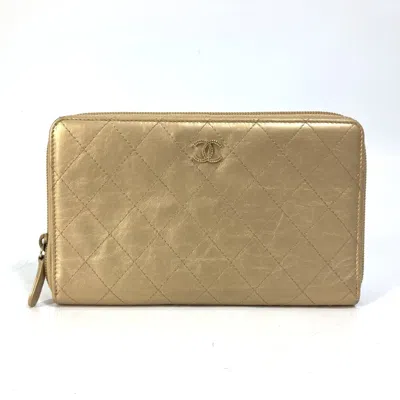 Pre-owned Chanel Matelasse Gold Leather Long Wallet (bi-fold) ()