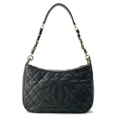 Pre-owned Chanel Matelasse Grained Calfskin Shoulder Bag () In Black
