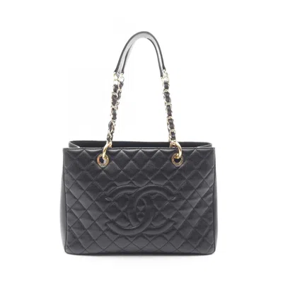 Pre-owned Chanel Matelasse Grained Calfskin Tote Bag () In Black