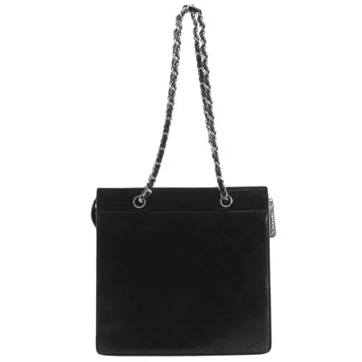 Pre-owned Chanel Matelasse Grained Calfskin Tote Bag () In Black