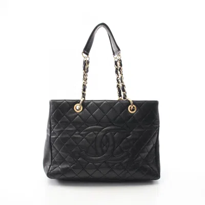 Pre-owned Chanel Matelasse Grained Calfskin Tote Bag () In Black