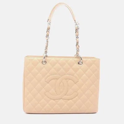 Pre-owned Chanel Matelasse Gst Beige Calfskin Chain Tote In Sand