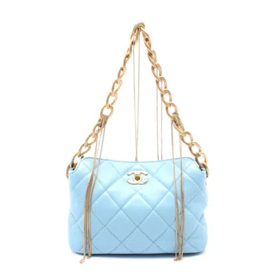 Pre-owned Chanel Matelasse Leather Handbag Blue