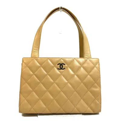 Pre-owned Chanel Matelasse Leather Handbag Tote Bag () In Sand