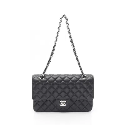 Pre-owned Chanel Matelasse Leather Shoulder Bag () In Black