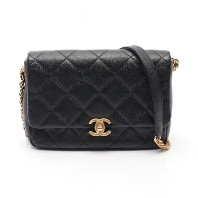 Pre-owned Chanel Matelasse Leather Shoulder Bag () In Black