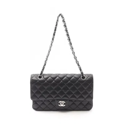 Pre-owned Chanel Matelasse Leather Shoulder Bag () In Black