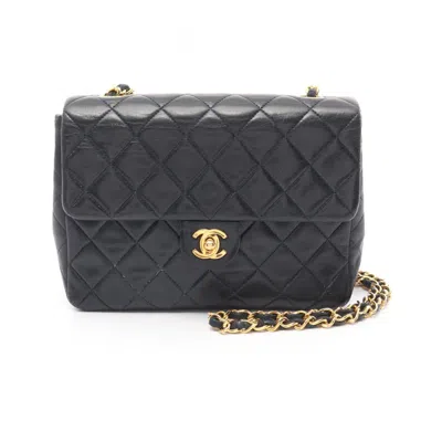 Pre-owned Chanel Matelasse Leather Shoulder Bag () In Blue
