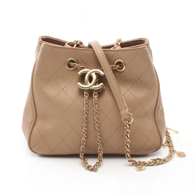 Pre-owned Chanel Matelasse Leather Shoulder Bag () In Brown