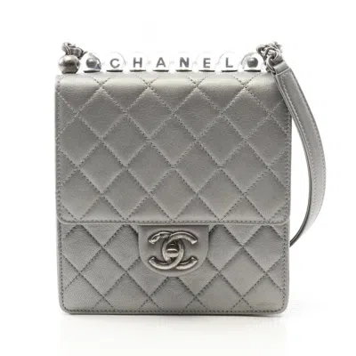 Pre-owned Chanel Matelasse Leather Shoulder Bag () In Gray