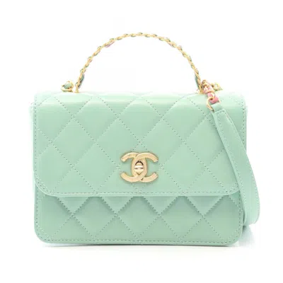 Pre-owned Chanel Matelasse Leather Shoulder Bag () In Green