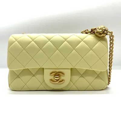 Pre-owned Chanel Matelasse Leather Shoulder Bag () In Multi