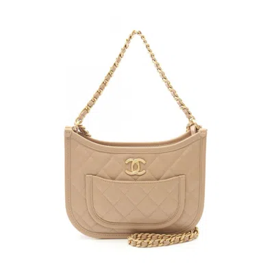 Pre-owned Chanel Matelasse Leather Shoulder Bag () In Sand