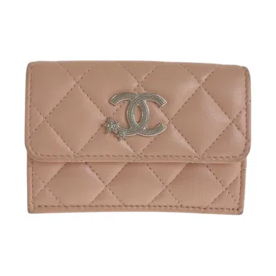 Pre-owned Chanel Matelasse Leather Wallet (tri-fold) () In Multi