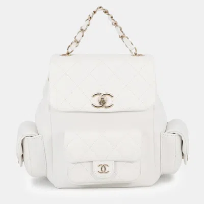 Pre-owned Chanel Matelasse Multi-pocket Backpack White Caviar Leather