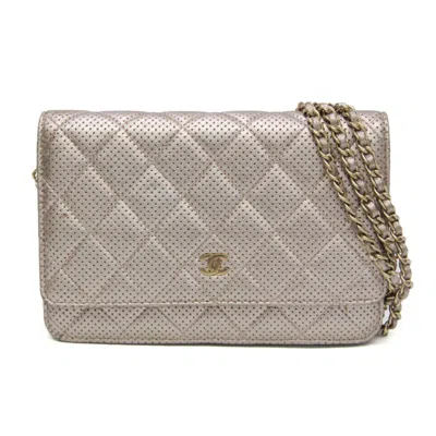 Pre-owned Chanel Matelasse Pink Gold Leather Chain/shoulder Wallet ()