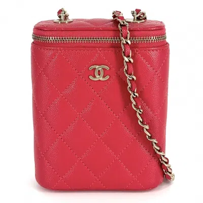 Pre-owned Chanel Matelasse Red Color Grained Calfskin Pochette Shoulder Bag ()