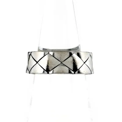 Pre-owned Chanel Matelasse Silver Band Ring ()