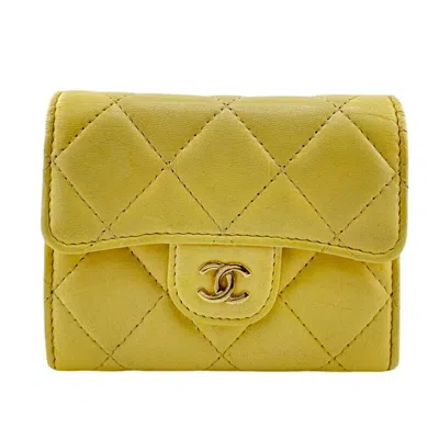 Pre-owned Chanel Matelasse Yellow Leather Coin Purse/coin Case ()