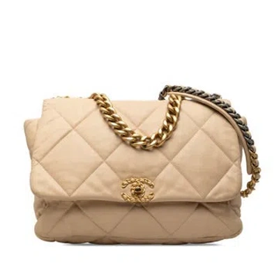 Pre-owned Chanel Maxi Lambskin 19 Flap In White