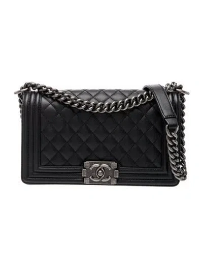 Pre-owned Chanel Medium Boy Bag In Black