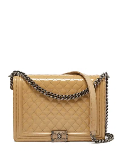 Pre-owned Chanel Medium Boy  Quilted Chain Shoulder Bag
