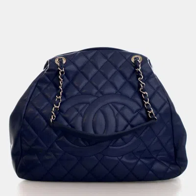 Pre-owned Chanel Medium Caviar Cc Tote In Blue