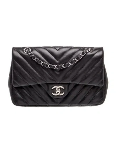 Pre-owned Chanel Medium Chevron Classic Single Flap Bag In Black