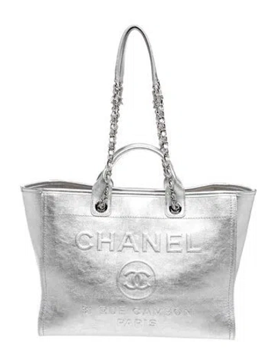 Pre-owned Chanel Medium Deauville Tote