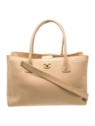 Pre-owned Chanel Medium Executive Cerf Tote In Neutrals