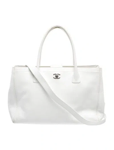 Pre-owned Chanel Medium Executive Cerf Tote In White