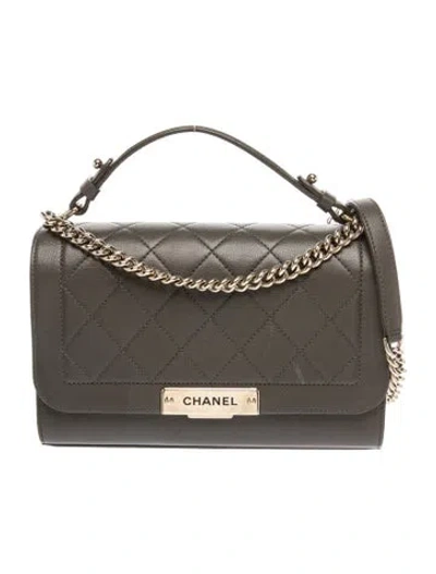 Pre-owned Chanel Medium Label Click Flap Bag In Green