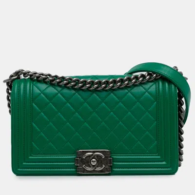 Pre-owned Chanel Medium Lambskin Boy Flap Bag In Green