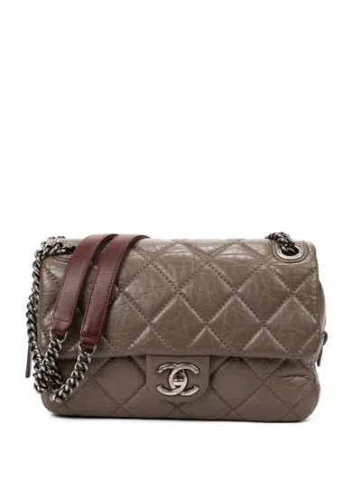 Pre-owned Chanel Medium Portobello Flap Quilted-design Shoulder Bag In Gray