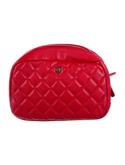 Pre-owned Chanel Medium Quilted Curvy Pouch In Red