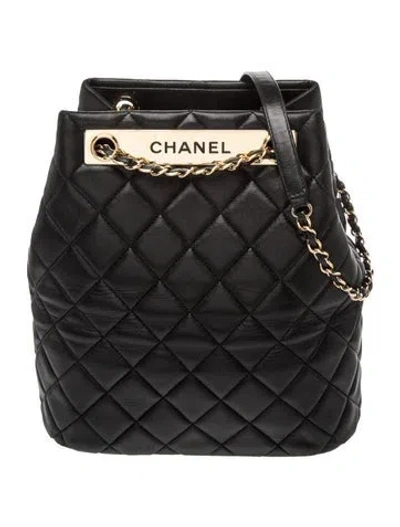 Pre-owned Chanel Medium Trendy Cc Shopping Tote In Black