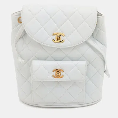 Pre-owned Chanel Medium White Quilted Lambskin Duma Backpack