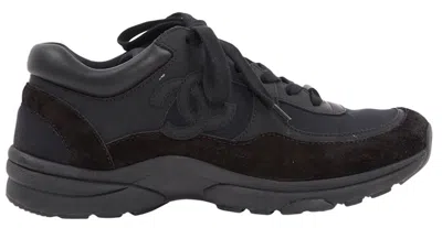 Pre-owned Chanel Men's  Low Top Trainer Cc Triple Suede Sneakers In Black