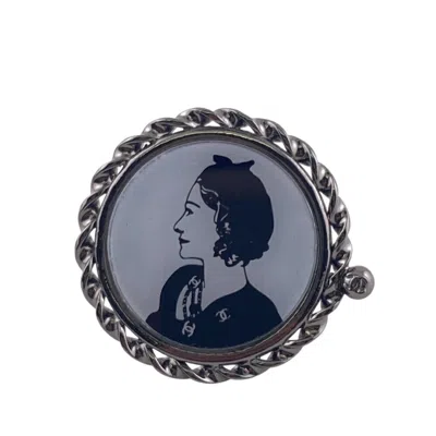 Pre-owned Chanel Metal Band Ring () In Black