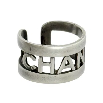 Pre-owned Chanel Metal Band Ring ()