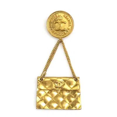 Pre-owned Chanel Metal Brooch () In Gold