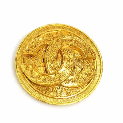 Pre-owned Chanel Metal Brooch () In Gold