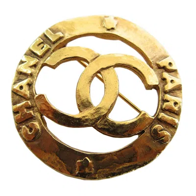 Pre-owned Chanel Metal Brooch () In Gold