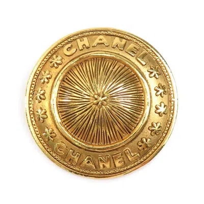 Pre-owned Chanel Metal Brooch () In Gold