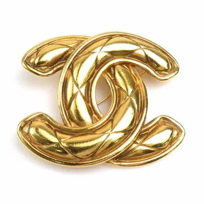 Pre-owned Chanel Metal Brooch () In Gold