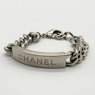 Pre-owned Chanel Metal Charm Bracelet () In Silver